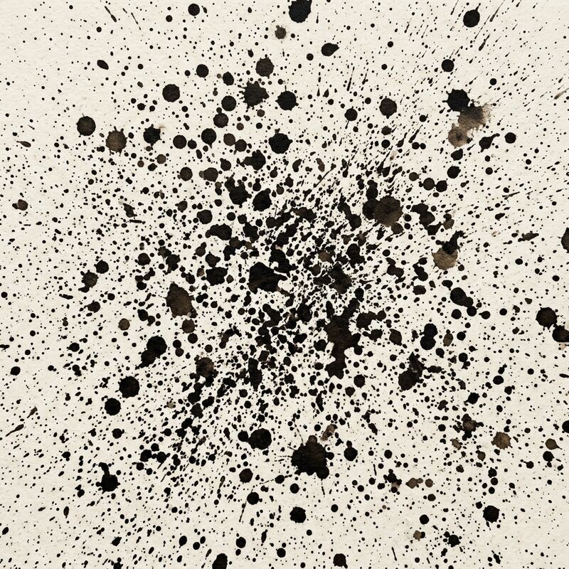 Ink spray specks